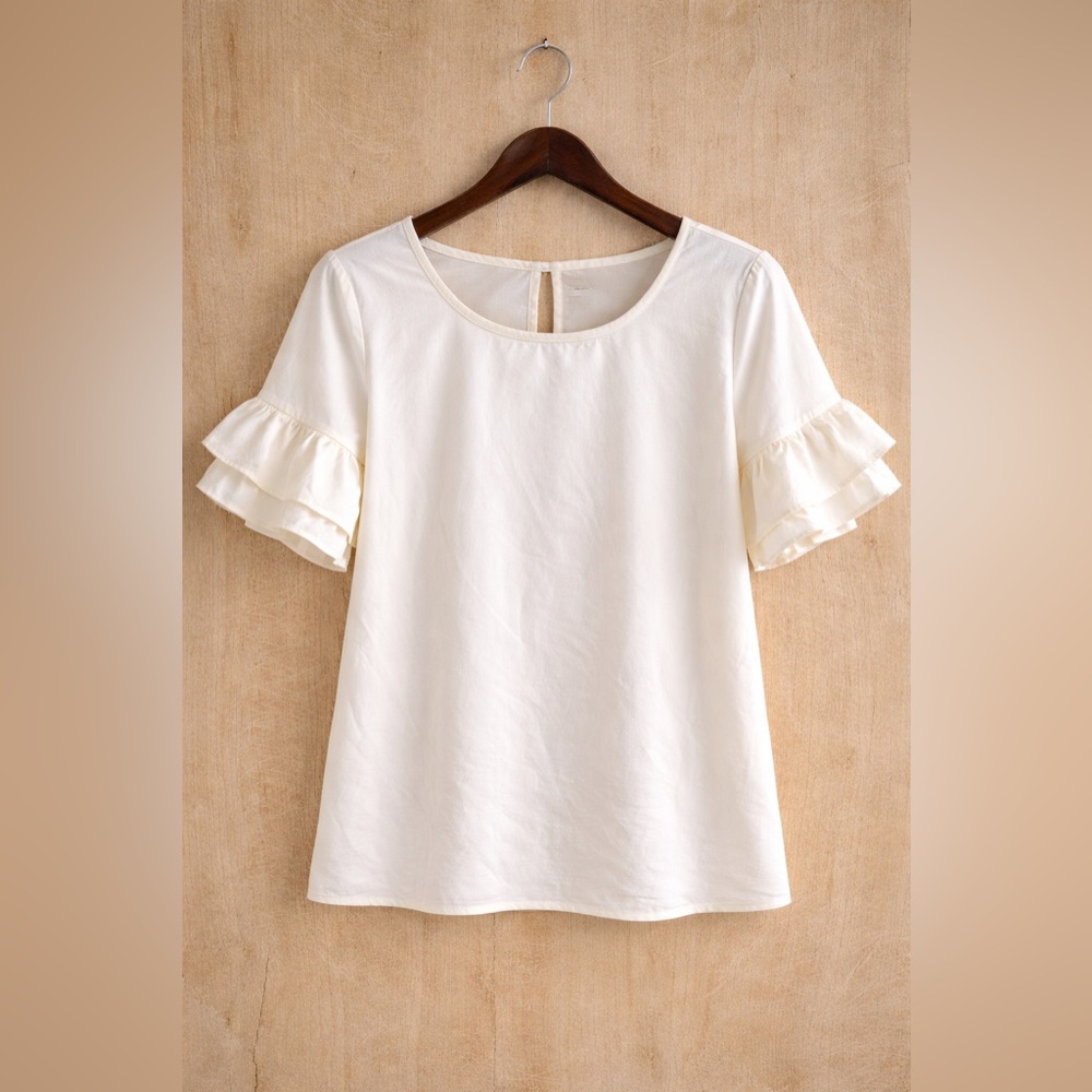 CeCe Cream Ruffle Sleeve Blouse